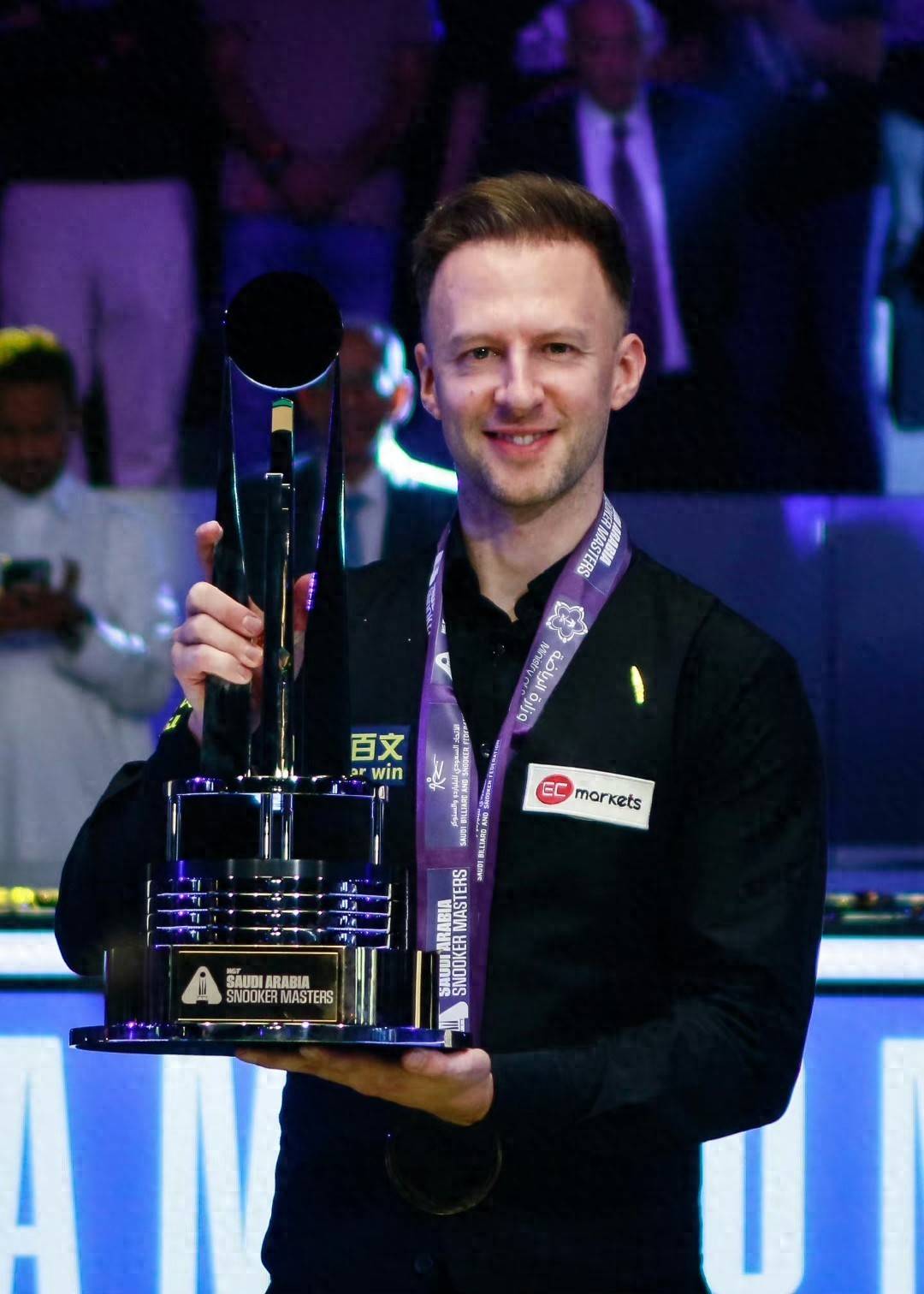 的努力与自 的努力与自