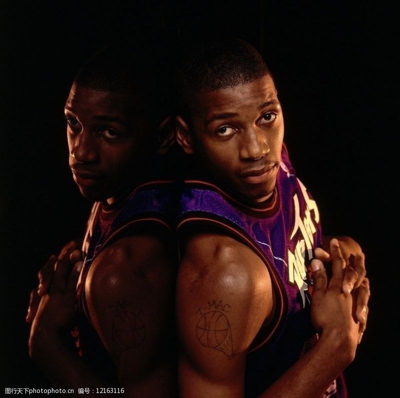 外一脚劲射 外一脚劲射