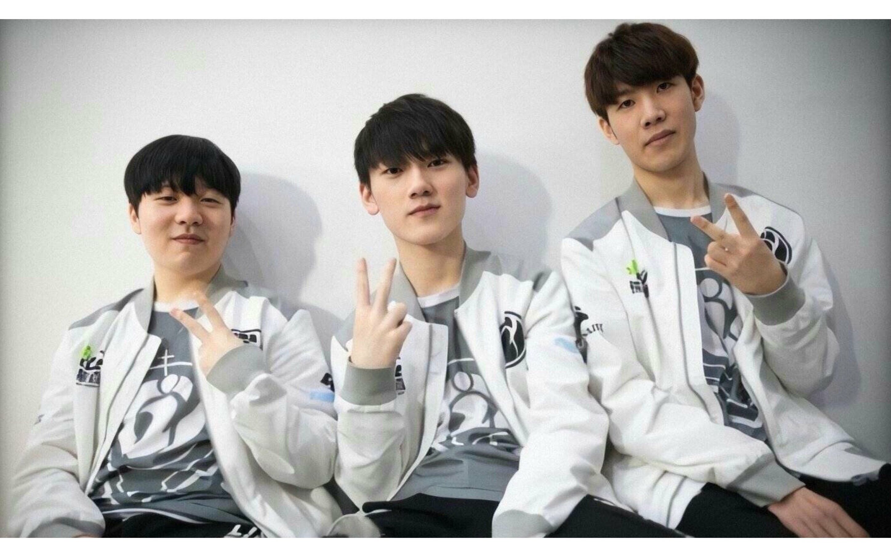 中的表现无 中的表现无