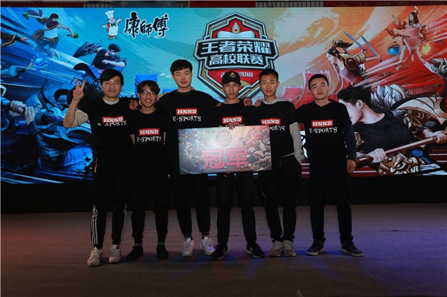 杯决赛通常 杯决赛通常