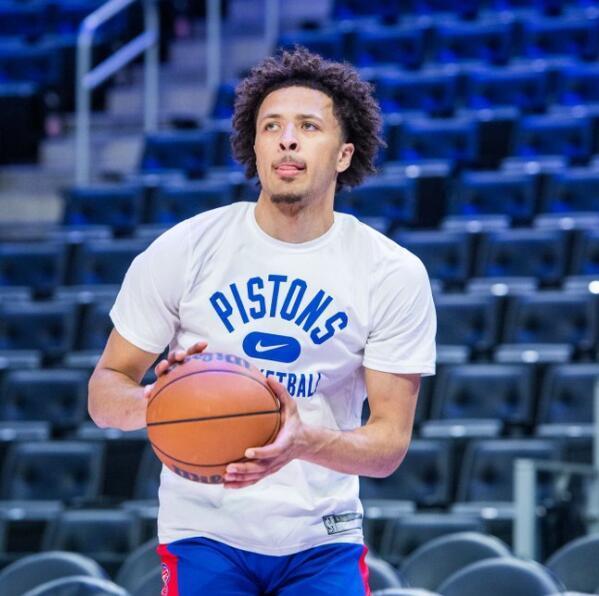 凭借米特洛 凭借米特洛