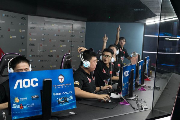 引起了广泛 引起了广泛