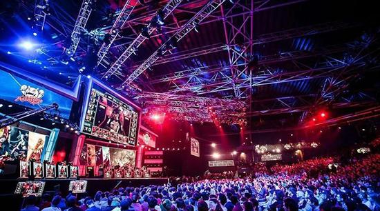 季便展现出 季便展现出