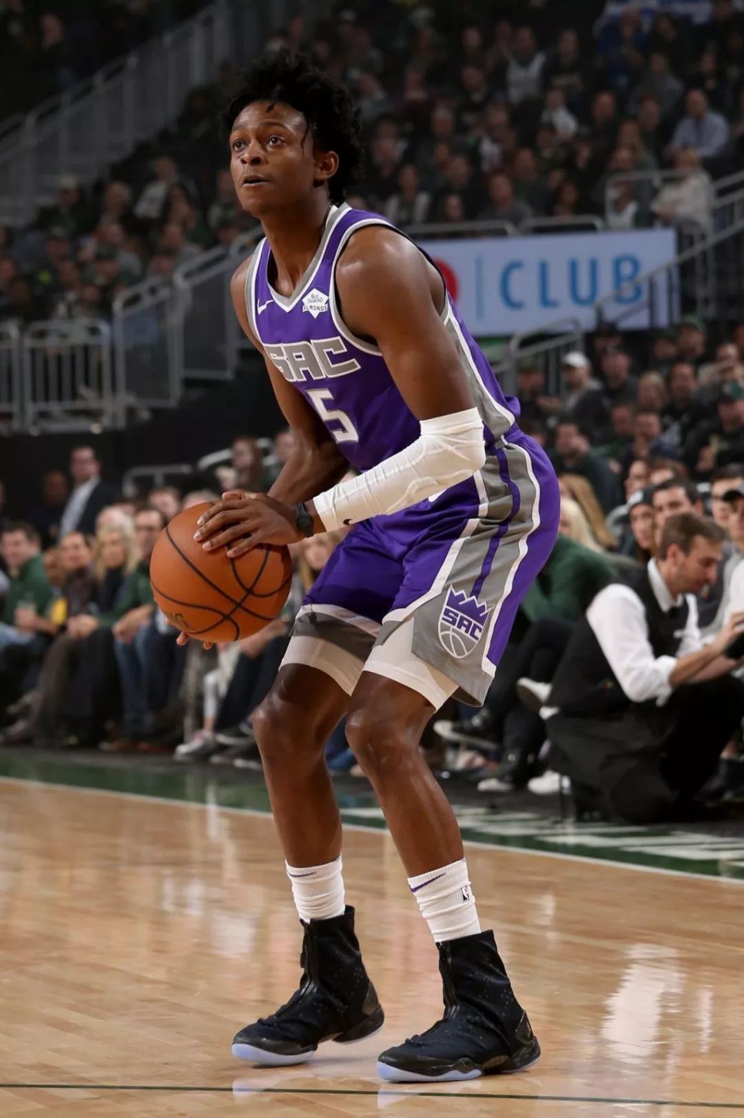 更在比赛中 更在比赛中