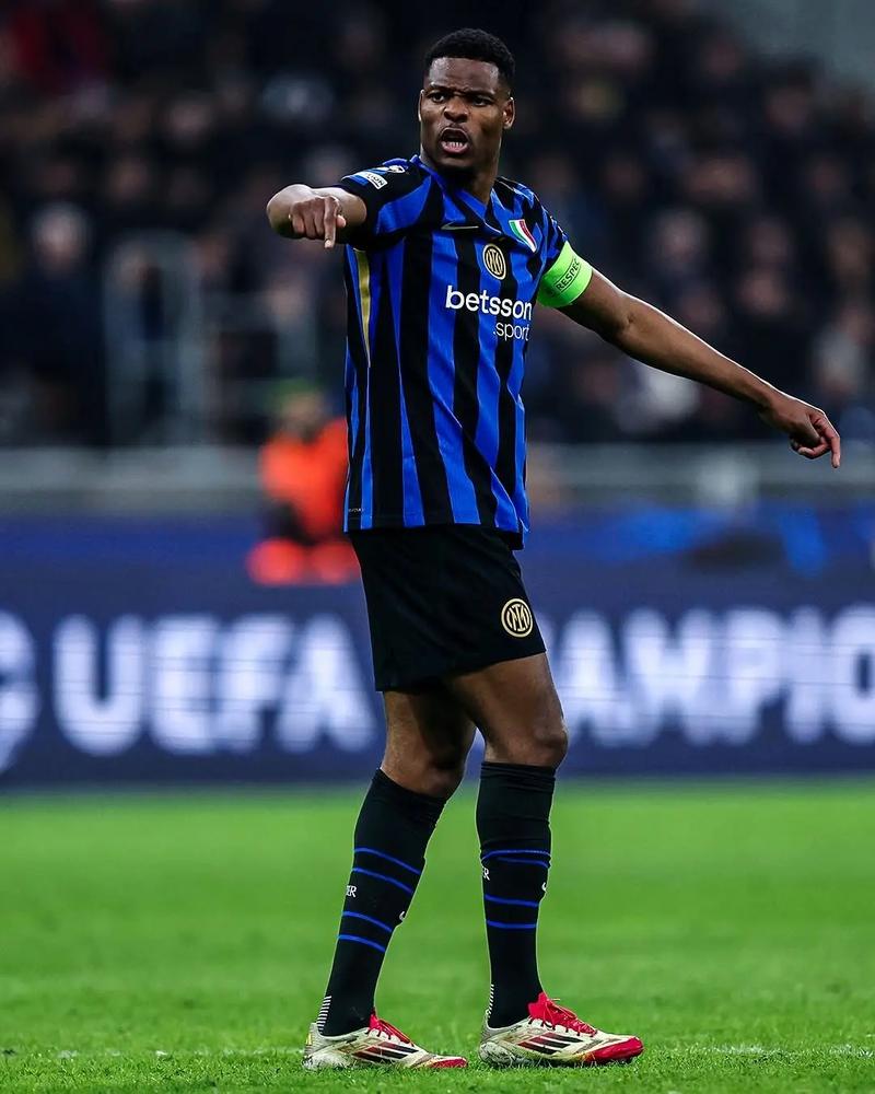 阵容换代 阵容换代